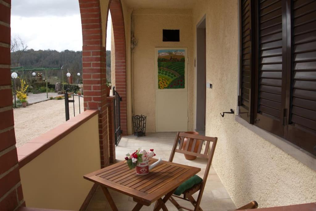 Casa Vacanze Podere San Giusto Volterra Ngoại thất bức ảnh